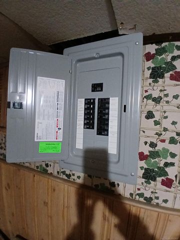 21731 Edmunton Street, St Clair Shores, MI 48080