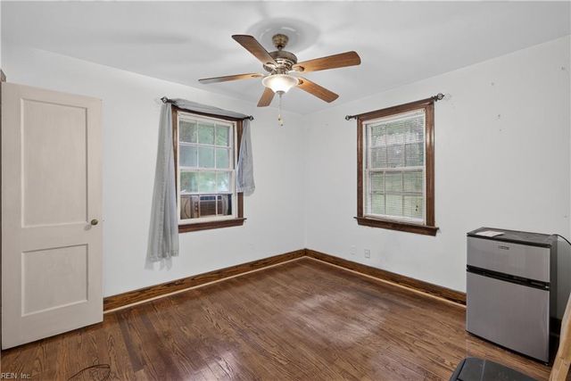 3748 Robin Hood RD, Norfolk, VA 23513