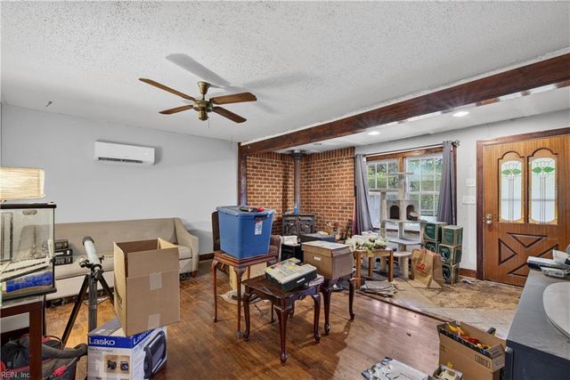 3748 Robin Hood RD, Norfolk, VA 23513