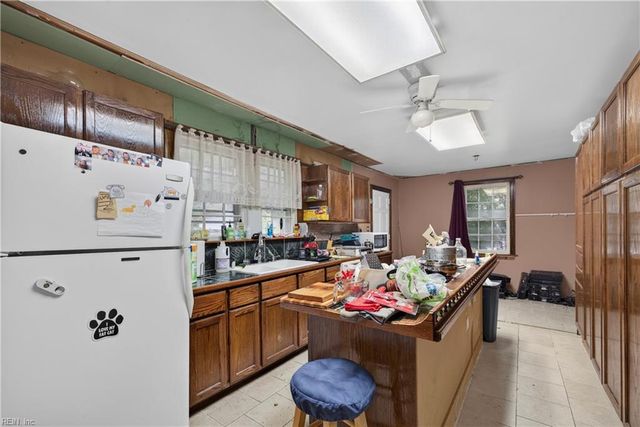 3748 Robin Hood RD, Norfolk, VA 23513