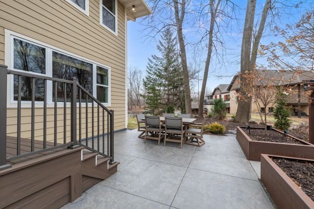 6823 Lanewood Lane N, Maple Grove, MN 55311