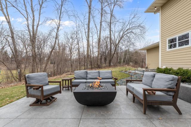 6823 Lanewood Lane N, Maple Grove, MN 55311