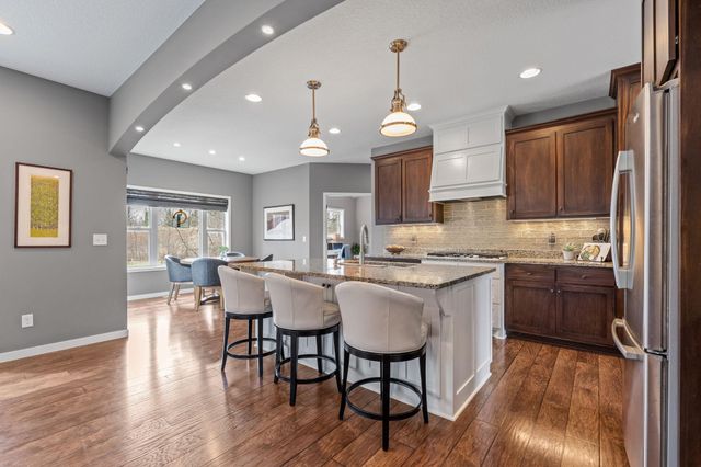 6823 Lanewood Lane N, Maple Grove, MN 55311