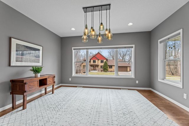 6823 Lanewood Lane N, Maple Grove, MN 55311