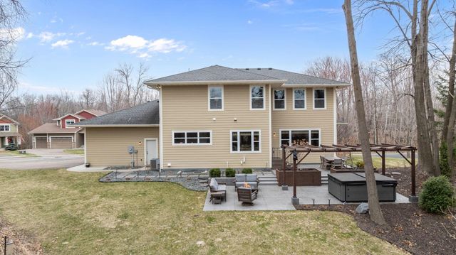 6823 Lanewood Lane N, Maple Grove, MN 55311