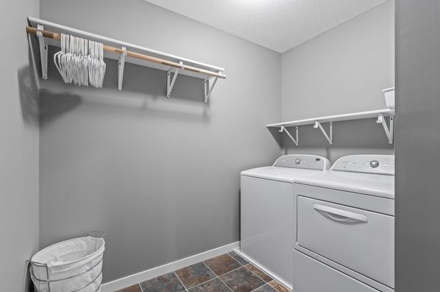 6823 Lanewood Lane N, Maple Grove, MN 55311