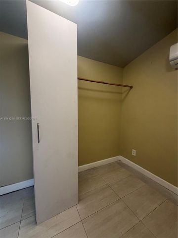 6XXX Dawson St D, Hollywood, FL 33023