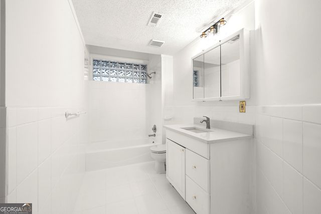 5302 Greenway Drive, Villa Rica, GA 30180