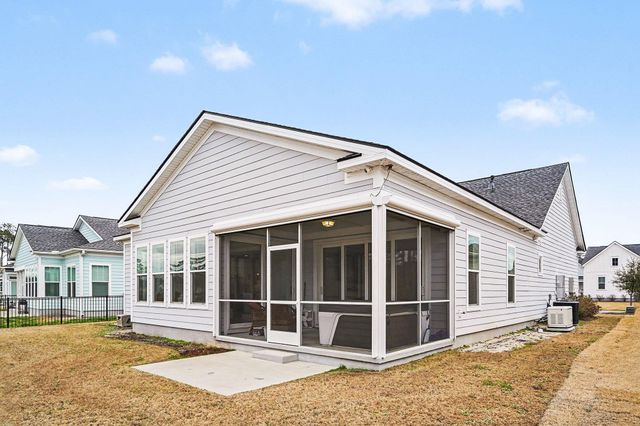 4062 McKinney Dr., Murrells Inlet, SC 29576