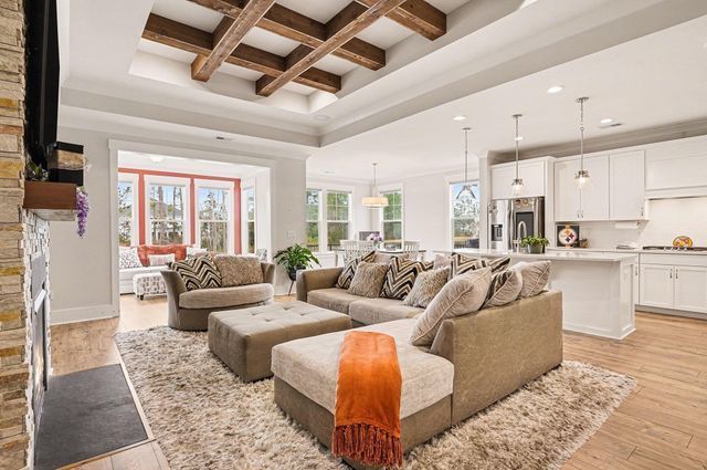 4062 McKinney Dr., Murrells Inlet, SC 29576