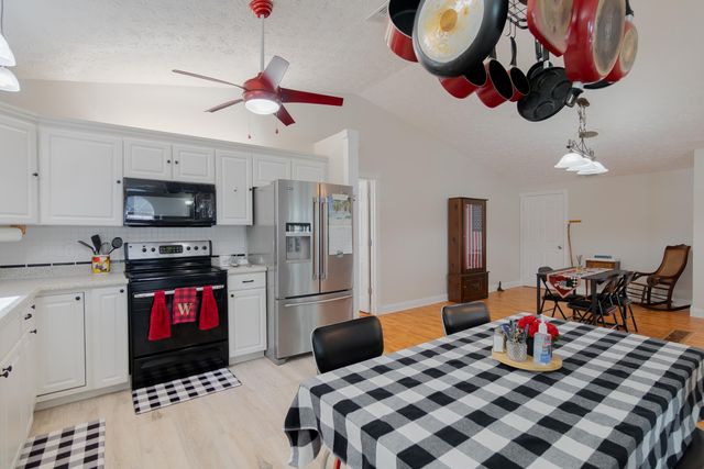 4222 SE Satinleaf Place, Stuart, FL 34997