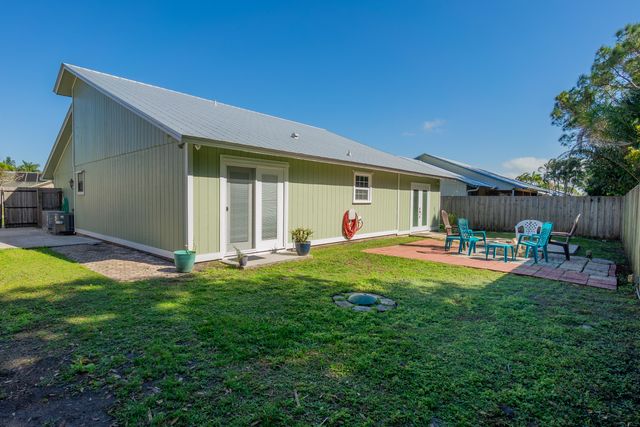 4222 SE Satinleaf Place, Stuart, FL 34997