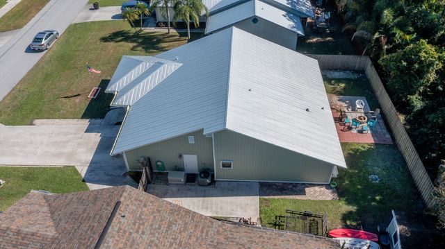 4222 SE Satinleaf Place, Stuart, FL 34997