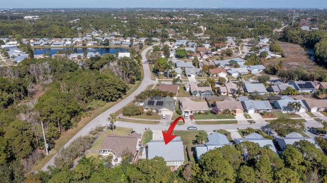 4222 SE Satinleaf Place, Stuart, FL 34997
