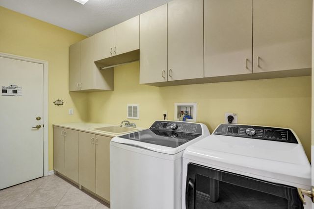 7907 Lando Avenue, Boynton Beach, FL 33437