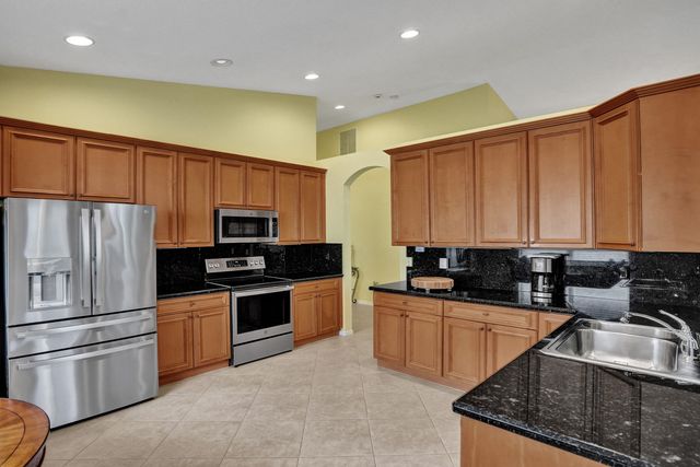 7907 Lando Avenue, Boynton Beach, FL 33437