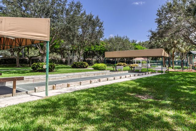 7907 Lando Avenue, Boynton Beach, FL 33437