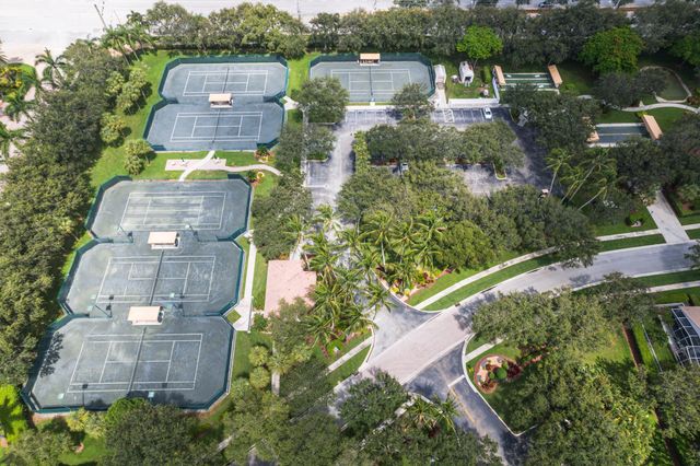 7907 Lando Avenue, Boynton Beach, FL 33437