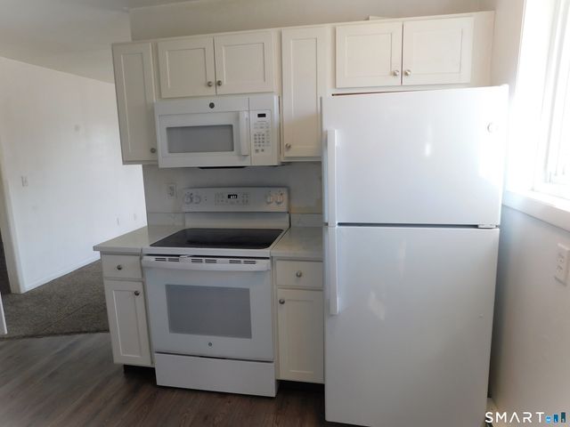 1630 Madison Avenue B, Bridgeport, CT 06606