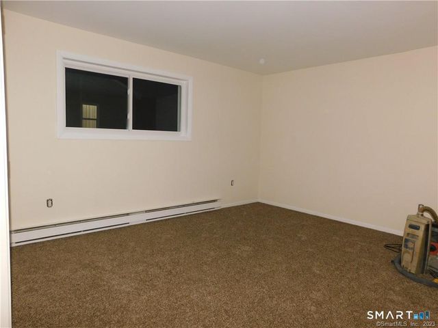 1630 Madison Avenue B, Bridgeport, CT 06606