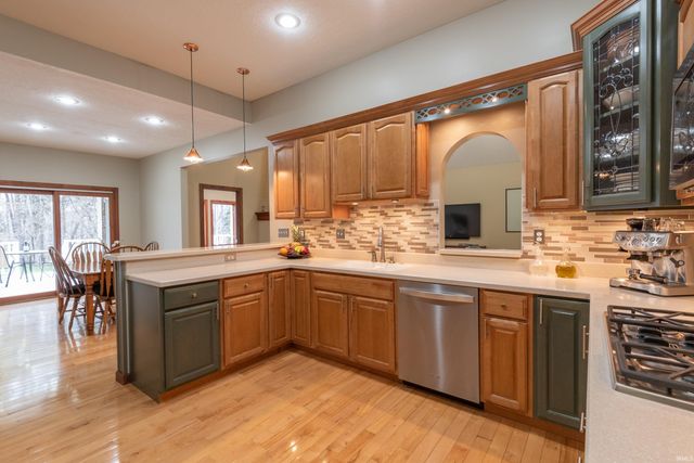 9950 S Tailwater Drive, Bloomington, IN 47401