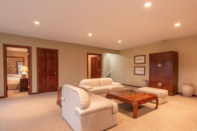 9950 S Tailwater Drive, Bloomington, IN 47401