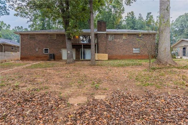 3689 Laurie Woods Lane, Decatur, GA 30034