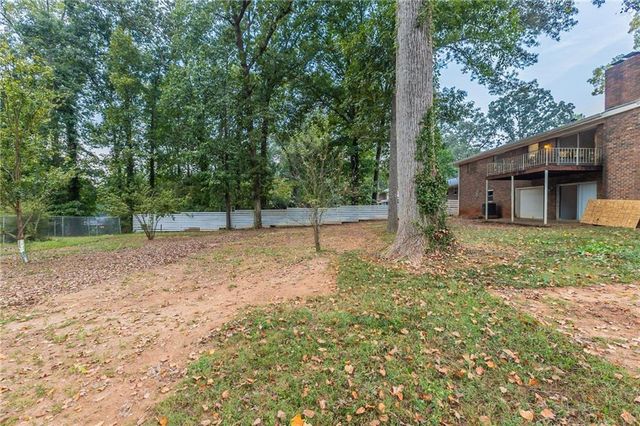 3689 Laurie Woods Lane, Decatur, GA 30034