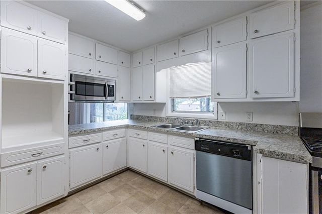 3689 Laurie Woods Lane, Decatur, GA 30034