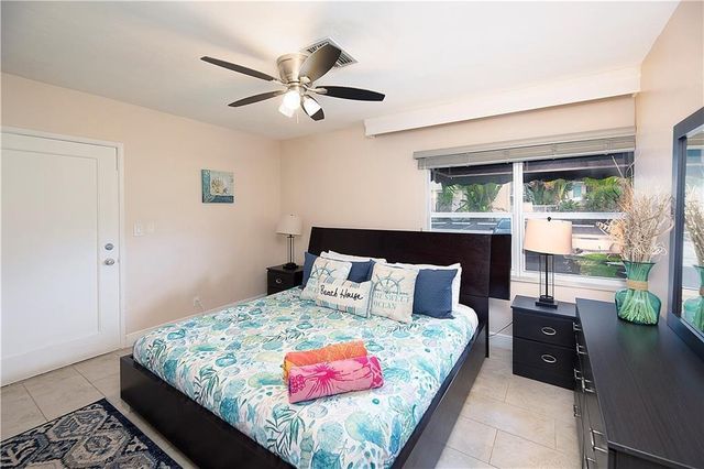 2613-2615 NE 33rd Avenue, Fort Lauderdale, FL 33308