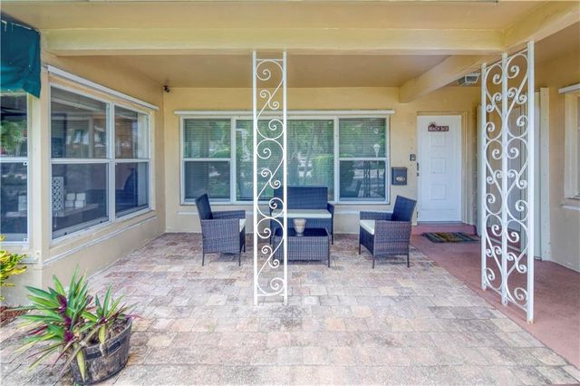 2613-2615 NE 33rd Avenue, Fort Lauderdale, FL 33308