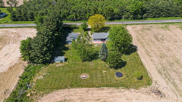 22111 Dutch Settlement Street, Cassopolis, MI 49031