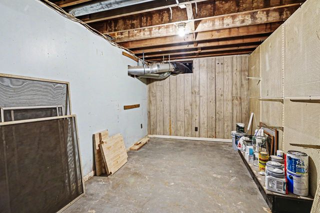 22111 Dutch Settlement Street, Cassopolis, MI 49031