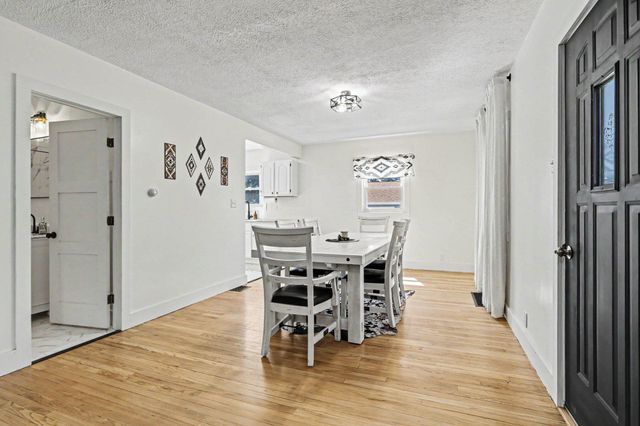 22111 Dutch Settlement Street, Cassopolis, MI 49031