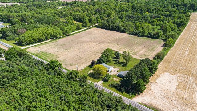 22111 Dutch Settlement Street, Cassopolis, MI 49031