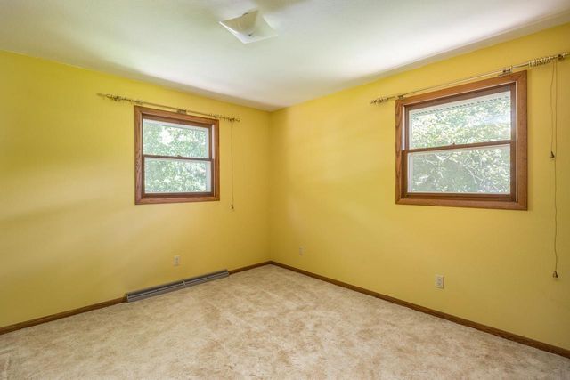 6054 N ROSEWOOD DRIVE, Appleton, WI 54913