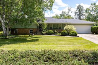 6054 N ROSEWOOD DRIVE, Appleton, WI 54913