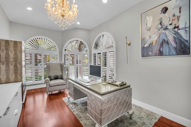 131 Dockside Circle, Weston, FL 33327