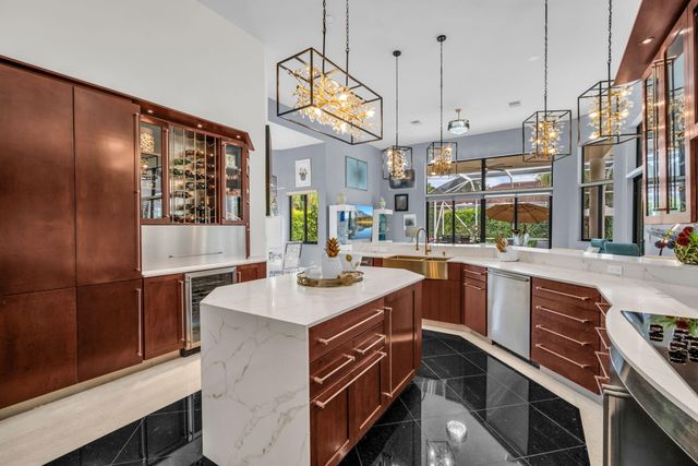 131 Dockside Circle, Weston, FL 33327