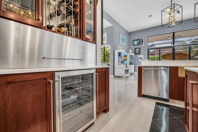 131 Dockside Circle, Weston, FL 33327