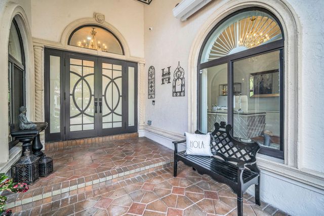 131 Dockside Circle, Weston, FL 33327