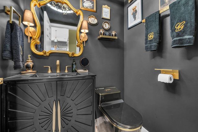 131 Dockside Circle, Weston, FL 33327