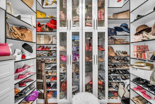 131 Dockside Circle, Weston, FL 33327