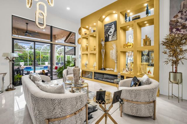 131 Dockside Circle, Weston, FL 33327