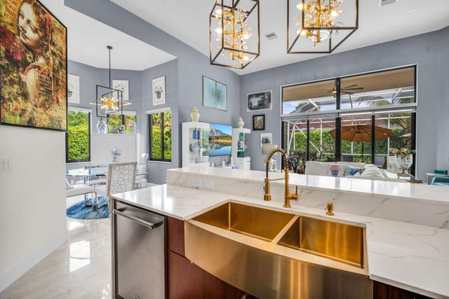 131 Dockside Circle, Weston, FL 33327