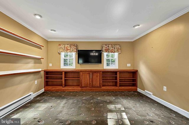 5124 CLINTON RD, Alexandria, VA 22312