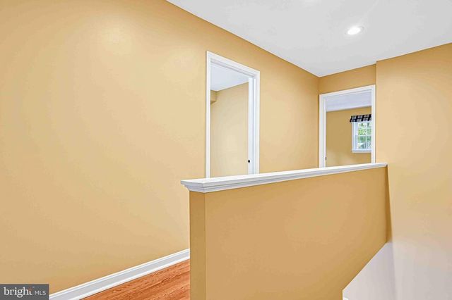 5124 CLINTON RD, Alexandria, VA 22312