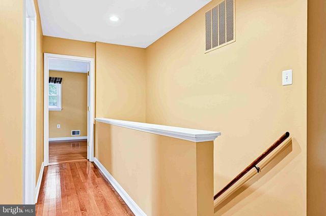 5124 CLINTON RD, Alexandria, VA 22312