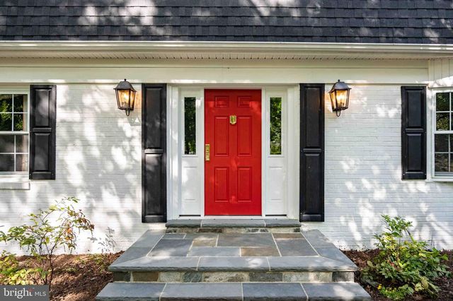 5124 CLINTON RD, Alexandria, VA 22312