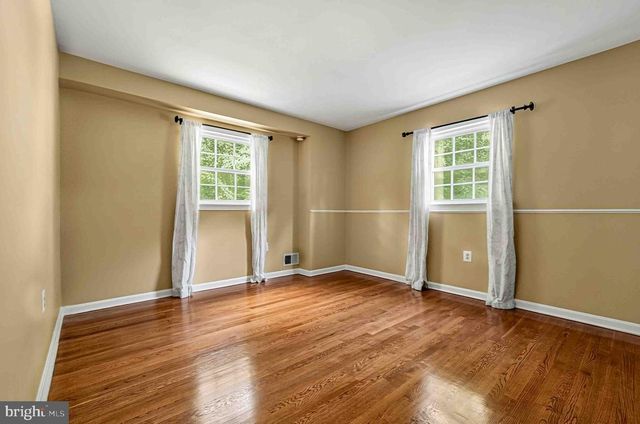 5124 CLINTON RD, Alexandria, VA 22312